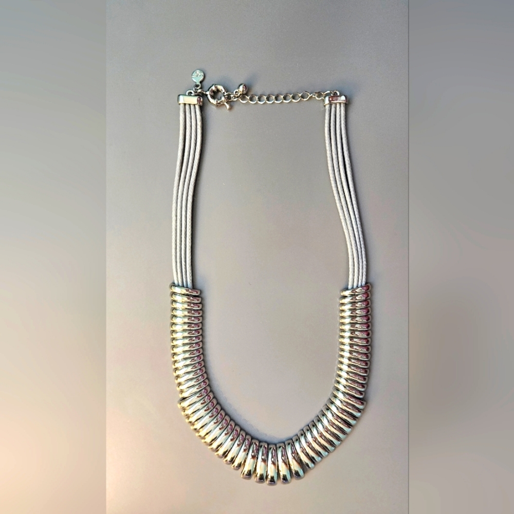 Loft Necklace